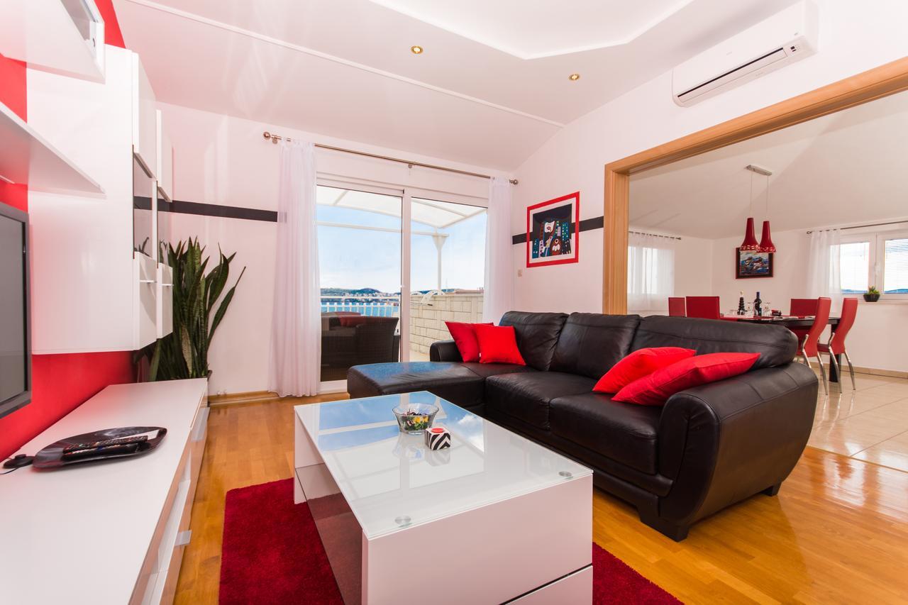 Apartments Barba トロギール エクステリア 写真